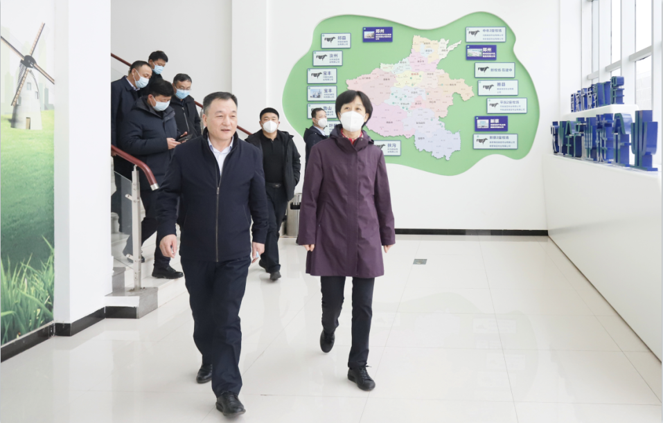 快訊 | 沈陽市政府副市長鄭濱一行蒞臨花花牛乳業(yè)集團考察 快訊 | 沈陽市政府副市長鄭濱一行蒞臨花花牛乳業(yè)集團考察