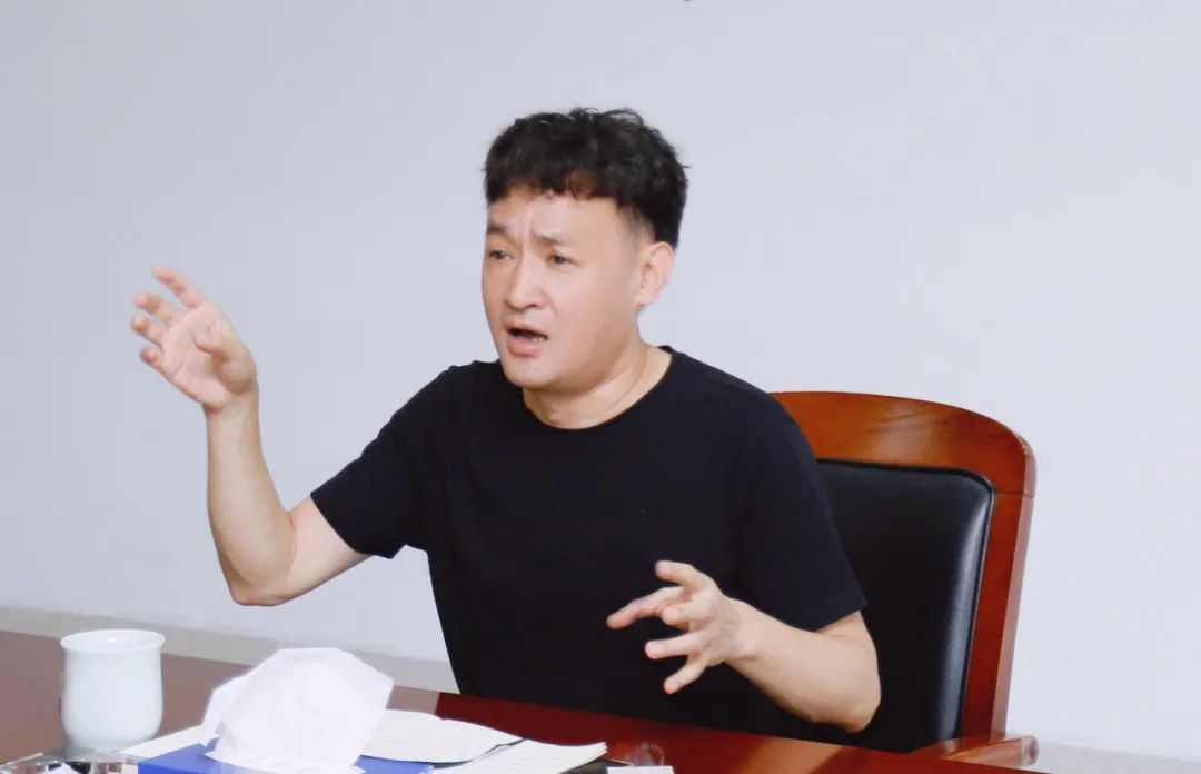 繼往開來 · 再創(chuàng)輝煌 | 花花牛乳業(yè)集團(tuán)召開9月營(yíng)銷、養(yǎng)殖及飼料月度經(jīng)營(yíng)工作會(huì)議