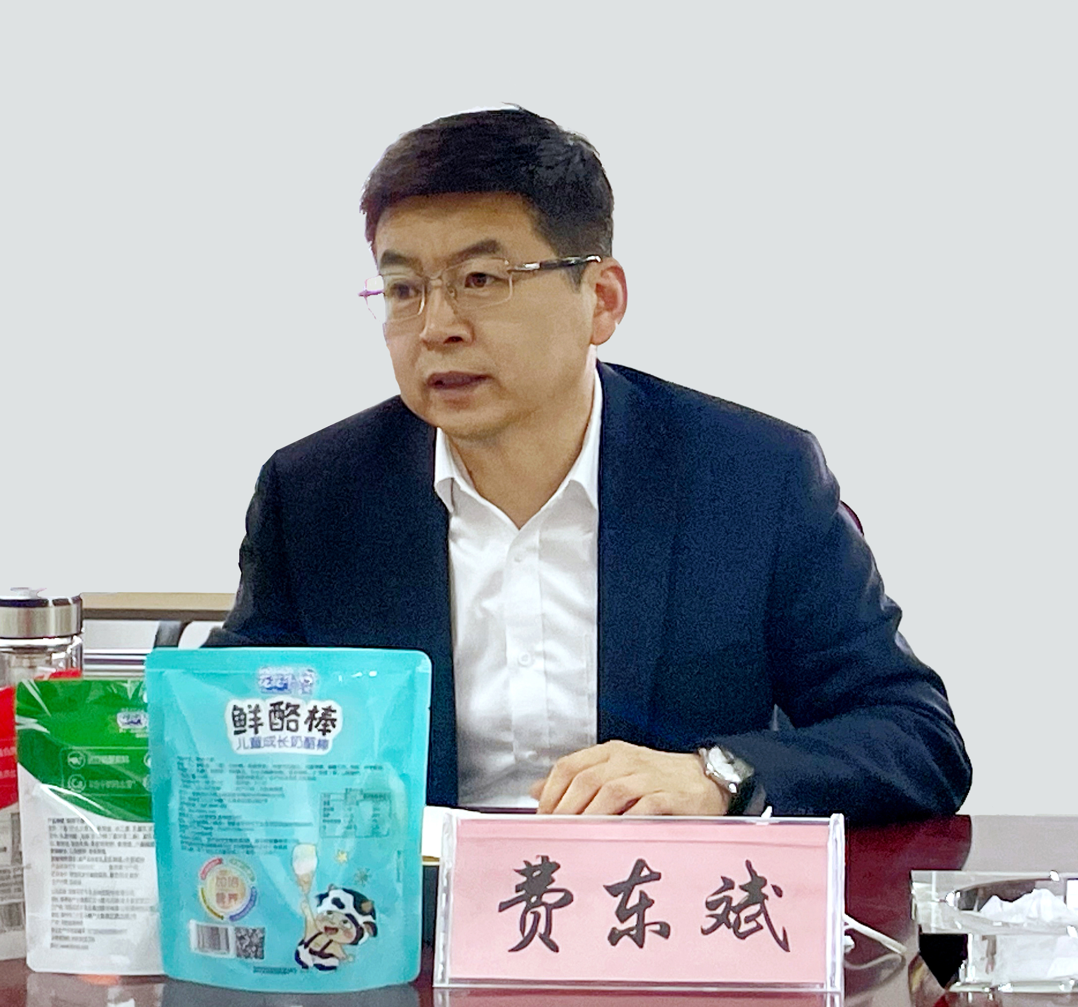 河南省委常委、副省長費(fèi)東斌蒞臨 花花牛乳業(yè)集團(tuán)調(diào)研