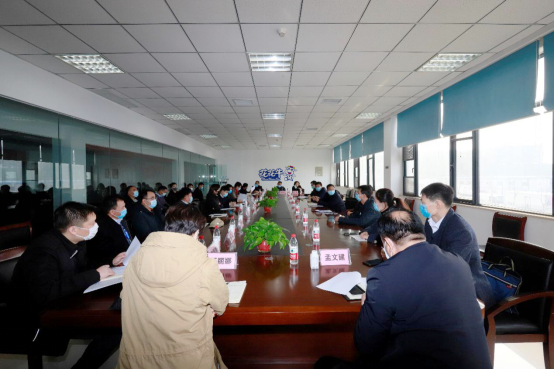 省委統(tǒng)戰(zhàn)部副部長(zhǎng)張紅林一行蒞臨花花牛乳業(yè)集團(tuán) 調(diào)研復(fù)工復(fù)產(chǎn)暨二七區(qū)民營(yíng)經(jīng)濟(jì)發(fā)展工作座談會(huì)