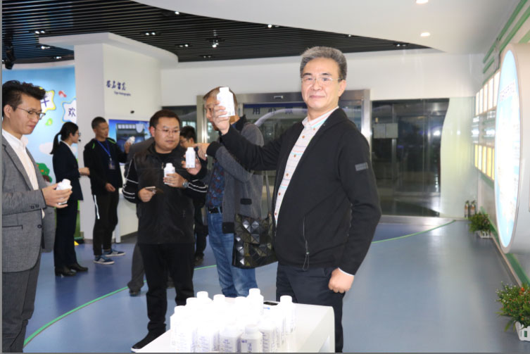 商界領(lǐng)袖俱樂部精英參訪花花牛！