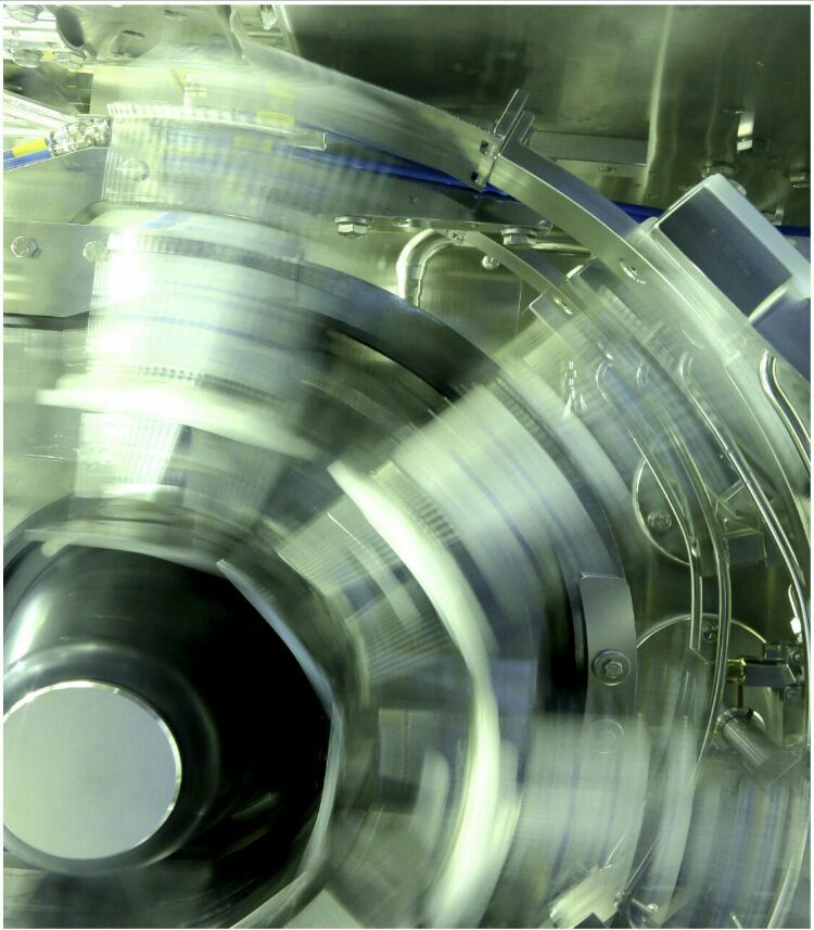 走進(jìn)工廠 走進(jìn)工廠