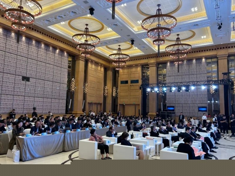 快訊丨花花牛乳業(yè)集團(tuán)亮相中國(河南)—東盟人文交流月啟幕會