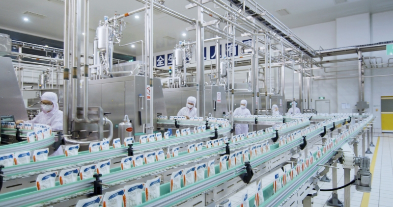 花花牛｜同舟共濟抗疫保供，全力守護鄭州市民“奶瓶子”