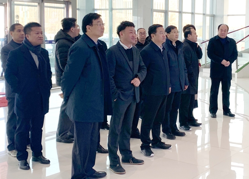 鄭州市委副書(shū)記、市長(zhǎng)王新偉蒞臨花花牛乳業(yè)集團(tuán)調(diào)研