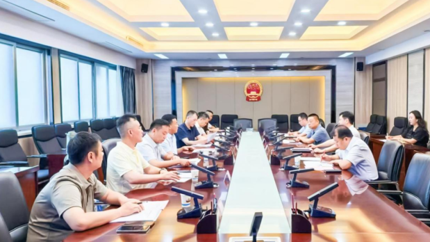 花花牛乳業(yè)集團(tuán)與鄭州市二七區(qū)政府推進(jìn)實(shí)施國家“學(xué)生飲用奶計劃”洽談會成功舉行